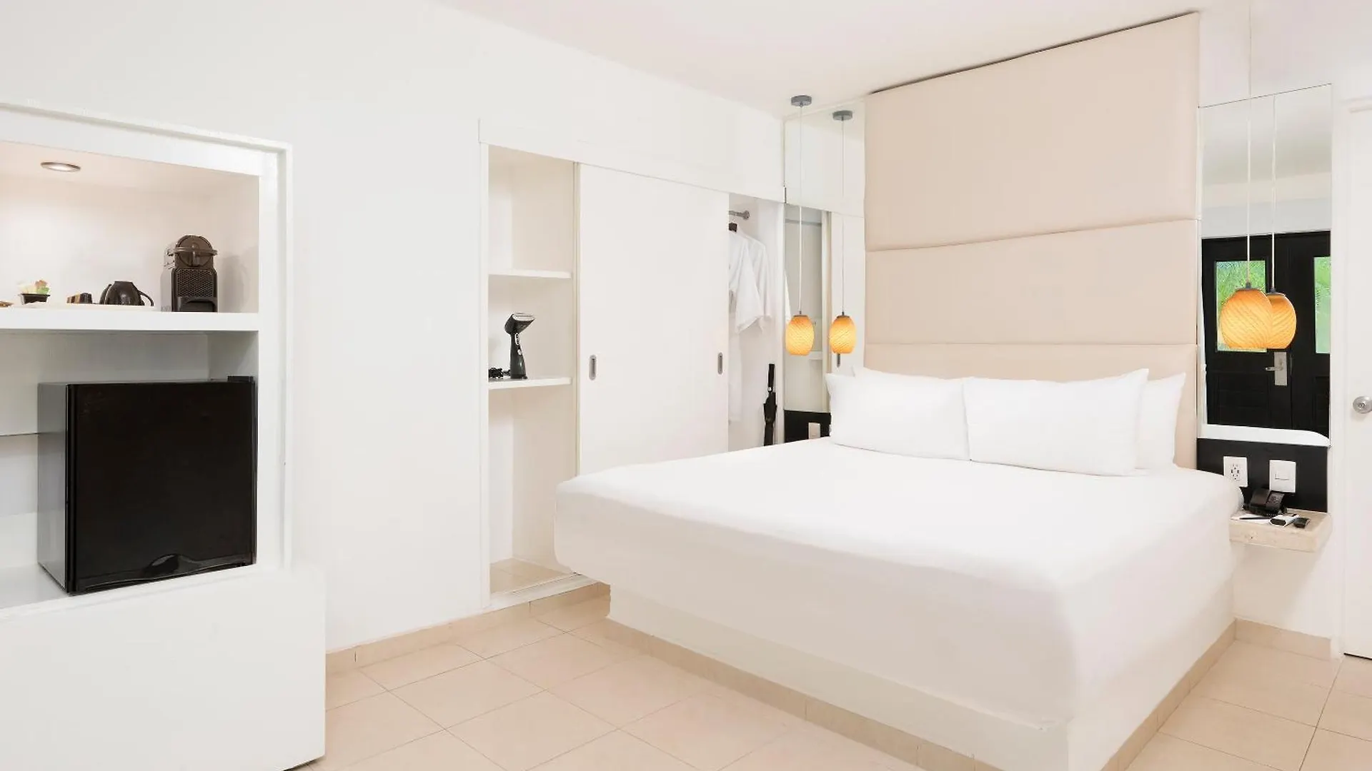 ****  Desire Riviera Maya Resort All Inclusive - Couples Only (Adults Only) Puerto Morelos Mexico