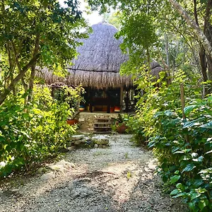 Camping Glamping Bunga Lotus Tulum